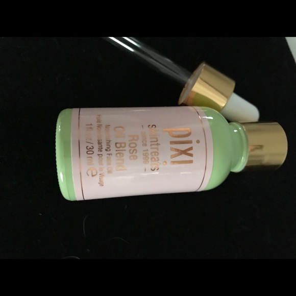 PIXI ROSE OIL NOURISHING FACE OIL HYDRATION SKIN - Picture 3 of 9